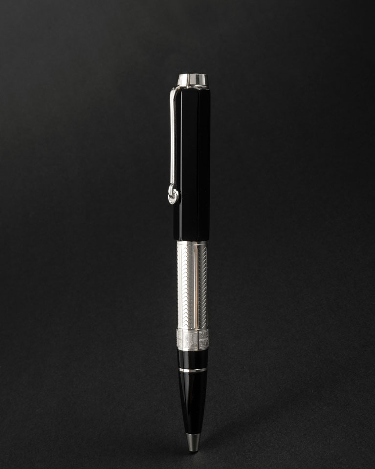 قلم رجالي معدني أسود فضي عصري