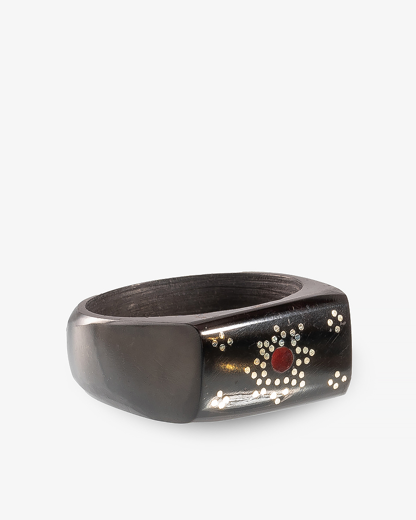 خاتم رجالي خشب كوك طبيعي مرصع مرجان أحمر