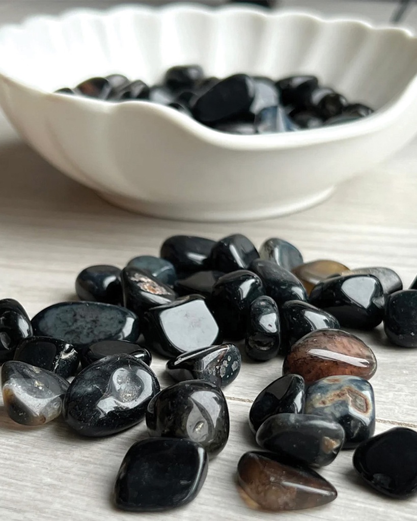 سوار معصم عقيق أسود بعروق