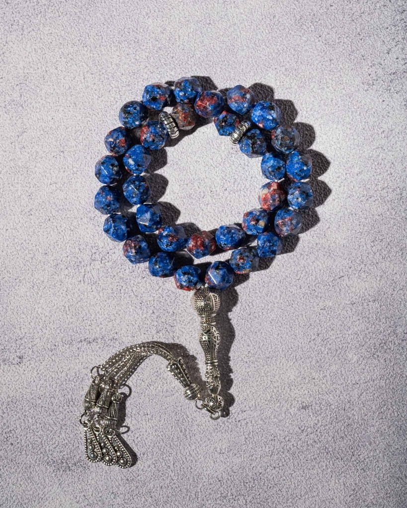 سبحة حجر عقيق ازرق بقصة الاماس