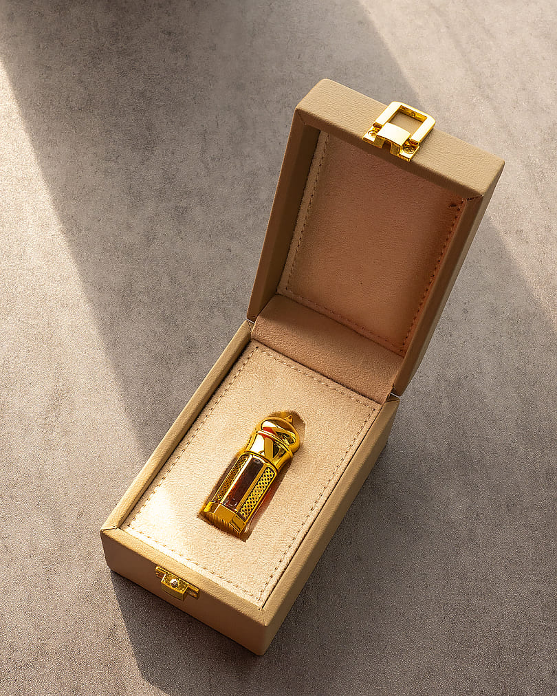 دهن عود تراد بيور تايلاندي فاخر ربع توله