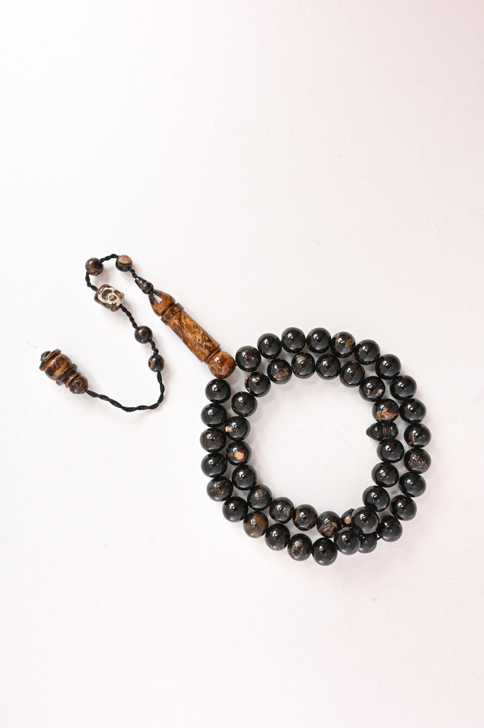 سبحة اليسر درجة اولى من البحر الاحمر بعروق (المرجان الأسود والعسلي )