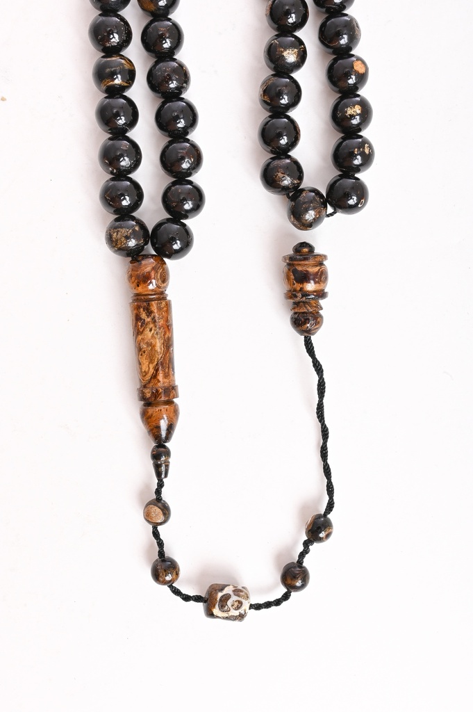 سبحة اليسر درجة اولى من البحر الاحمر بعروق (المرجان الأسود والعسلي )