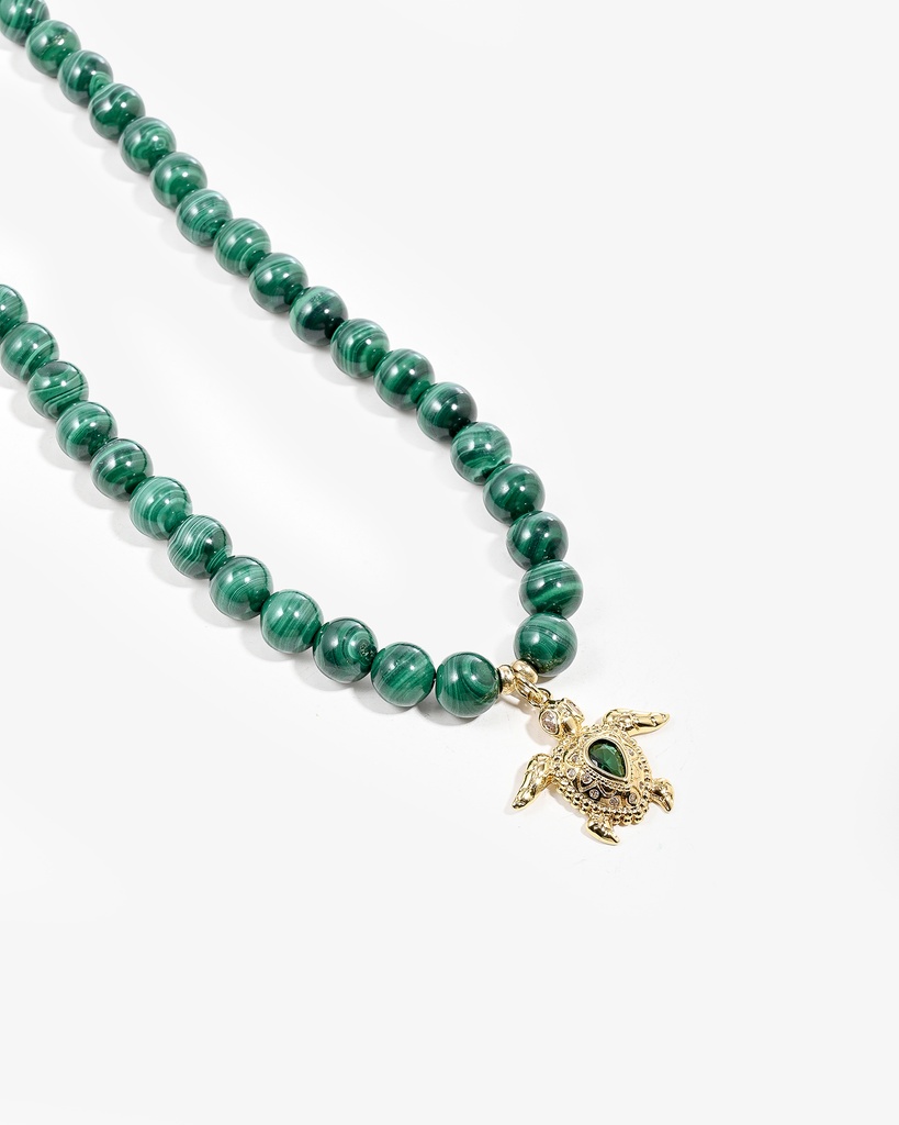 عقد فاخر من حجر الملاكيت الطبيعي درجة اولى