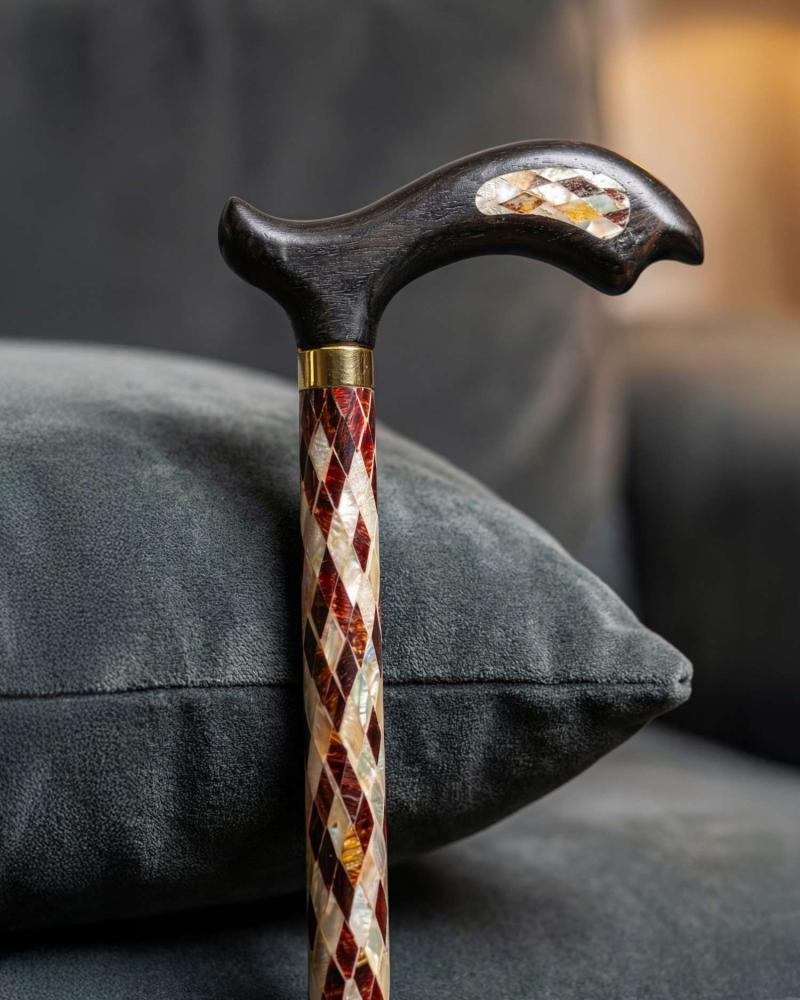 عصا عكاز ايبانوس طبيعي منقوش بصدف فاخر يدوي