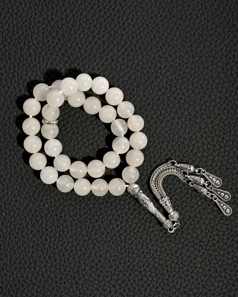 سبحة حجر جاد ابيض طبيعي