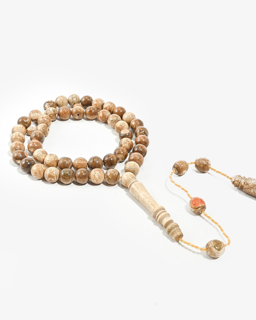 سبحة نادرة  يسر عسلي طبيعي