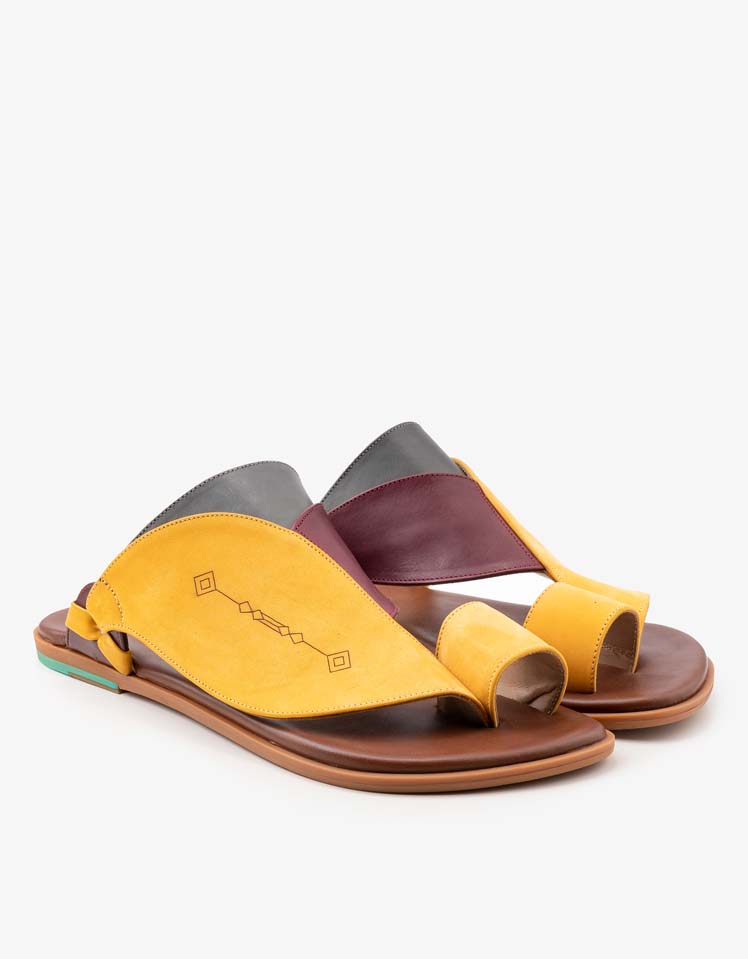 نعال زبيري ملكي شامواه زعفراني