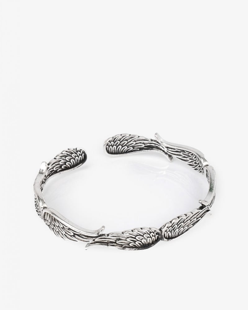 سوار معصم رجالي فضي